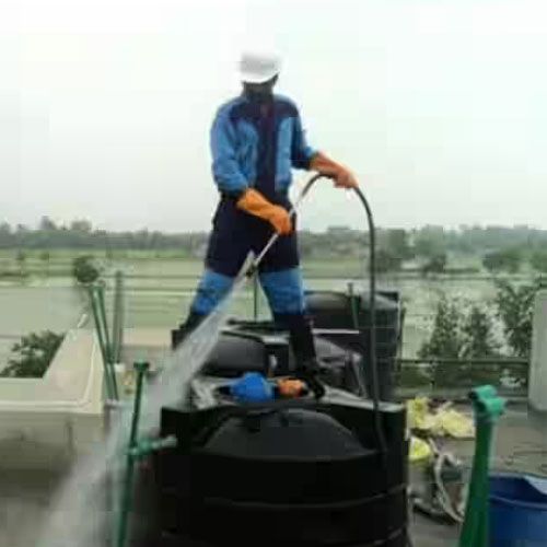 Water Tank Cleaning